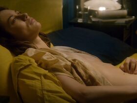 Ольга Куриленко секси – Залив тишины (2020) #9