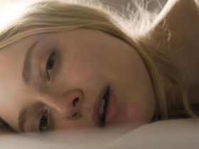 Дакота Фаннинг секси, Рози Макьюэн секси – Алиенист s02e05-07 (2020) #7