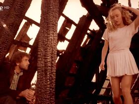 Хана Таллерова голая – Каменный мост (1996) #2