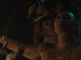 Наели Эспарза голая – Выбивая долги (2020) #6