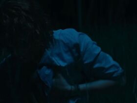 Джесси Бакли голая – Чудовище (2017) #2