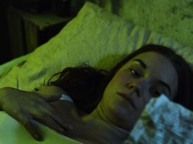 Мария Уинтер Норгаард голая – The Aquarium (2017) #6