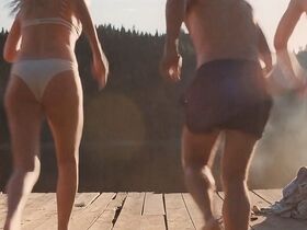 Ибен Акерлие голая, София Ли секси – Озеро смерти (2019) #2