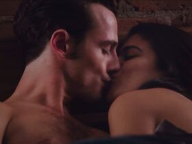 Никки Мейя голая – Воротилы s01e01, e02, e04 (2020) #15