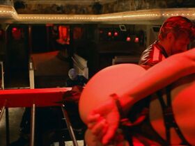 Никки Мейя голая – Воротилы s01e01, e02, e04 (2020) #27