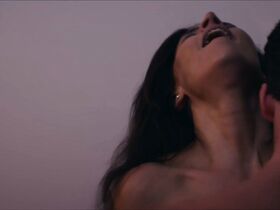 Никки Мейя голая – Воротилы s01e01, e02, e04 (2020) #3