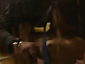 Харпер Каллен голая, Линдси Машетт голая – Воротилы s01e06 (2020)