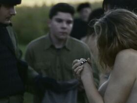 Лиан Лабреш-Дор голая, Мишлен Ланкто голая – Смех (2020) #4