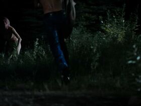 Дженнифер Лэндон голая – Йеллоустоун s03e09 (2020) #3