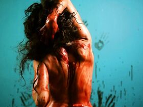 АннаЛинн МакКорд голая – Экстирпация (2012) #11