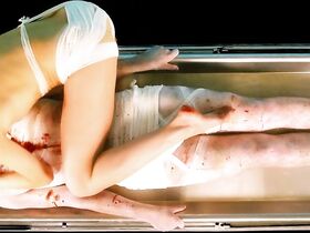 АннаЛинн МакКорд голая – Экстирпация (2012) #3