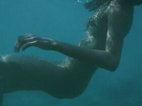 Зои Салдана секси – Гавань (2004) #2