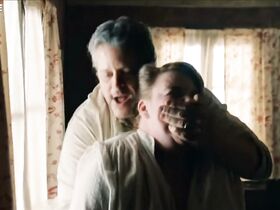 Сара-Джинн Лабросс голая, Максим Морин голая, Жюли ЛеБретон голая, Мелоди Кир голая – Истории холмов s01e02, e04, e06, e07, e08 (2015) #2