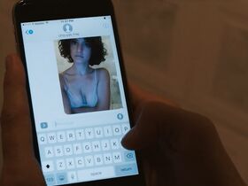 Хилари Айвз секси – Medusa (2018) #8