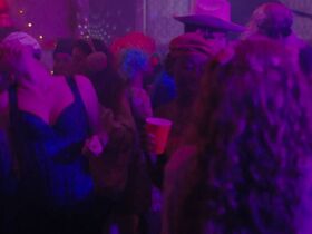 Лили Рейнхарт секси – Химические сердца (2020) #5