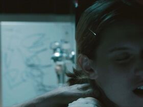 Рэйчел МакКеон секси – Dry Days (2015) #3