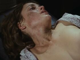 Натали Нель голая – Поруганная любовь (1978) #17