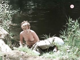 Яна Зварикова голая, Петра Ванчикова голая – Alžbetin dvor s01 (1986) #7