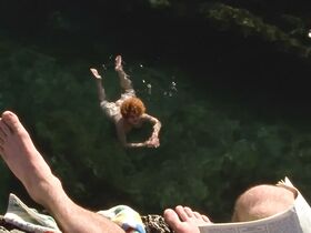 Керри Фокс голая – Ангел за моим столом (1990) #7