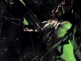 Виктория ДеМаре голая, Рокси Девиль голая – Биослизь (2010) #24