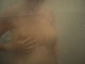 Катажина Зелиньска голая, Вероника Розати секси, Юлия Венява-Наркевич секси – Это всегда стоит того s01e01 (2019)