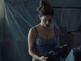 Катажина Зелиньска голая, Вероника Розати секси, Юлия Венява-Наркевич секси – Это всегда стоит того s01e01 (2019) #14