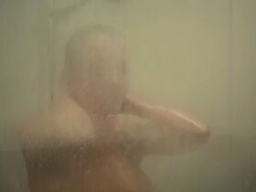 Катажина Зелиньска голая, Вероника Розати секси, Юлия Венява-Наркевич секси – Это всегда стоит того s01e01 (2019) #5