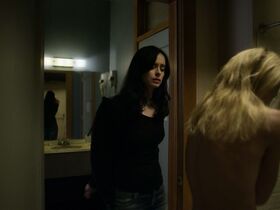 Рэйчел Тейлор секси, Джейми Ньюманн секси – Джессика Джонс s03e09-10 (2019) #4