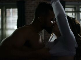 Рэйчел Тейлор секси, Джейми Ньюманн секси – Джессика Джонс s03e09-10 (2019) #5