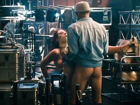 Клара Гроссе голая, Лилли Швайгер секси – Встреча выпускников 1.0 (2018)