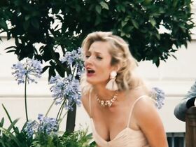 Клара Гроссе голая, Лилли Швайгер секси – Встреча выпускников 1.0 (2018) #8