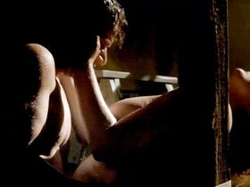 Синтия Эттинджер голая – Карнавал (2003) #14