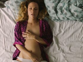 Камилла Де Паззи голая, Жюстин Вахсбергер секси – Where We Go from Here (2019) #3