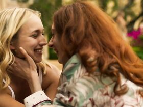 Роксана Дюран секси, Джулия Стайлз секси, Лена Олин секси – Ривьера s02e01, e04, e05 (2019) #3