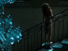 Роксана Дюран секси, Джулия Стайлз секси, Лена Олин секси – Ривьера s02e01, e04, e05 (2019) #9