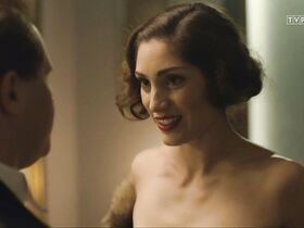 Рома Гонсёровская секси, Джулия Конарска секси, Орина Краевска секси – Бодо s01e06-08 (2016) #11