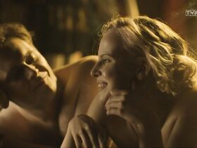 Рома Гонсёровская секси, Джулия Конарска секси, Орина Краевска секси – Бодо s01e06-08 (2016) #6