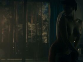 Полина Валендзяк голая, Майя Осташевска голая, Магдалена Вробель голая, Моника Стельмасяк голая – Сейчас я лгу (2019) #3