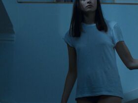 Ханна Арден голая, Элла Раппич секси – Зыбучие пески s01e01-05 (2019) #16
