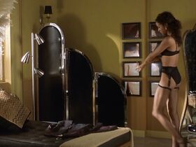 Дженнифер Моррисон голая, Эринн Бартлетт голая, Чен Лосон секси, Джули Вейкел секси – Лихорадка по девчонкам (2002) #10