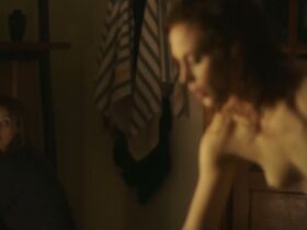 Шеннон Коллис голая, Эмили Госс голая – Фотографии (2018) #6