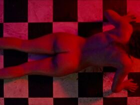 Тру Коллинз голая, Дора Мэдисон голая – Блаженство (2019) #15