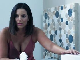 Габи Эспино голая – Игра с огнем s01e01-08 (2019) #21