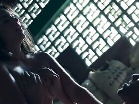 Габи Эспино голая – Игра с огнем s01e01-08 (2019) #4