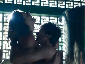 Габи Эспино голая – Игра с огнем s01e01-08 (2019) #5