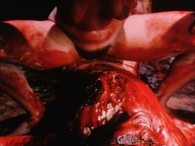 Бреа Эшер голая, Мартин Виале голая – Подсознательная жестокость (2000) #15