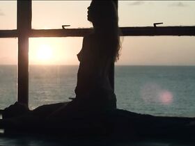 Джованна Симоэш голая, Сабрина Грэв голая – Все цвета ночи (2015) #9