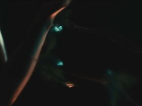 Кортни Итон секси – Perfect (2018) #20