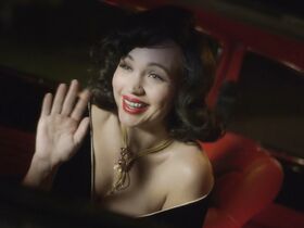 Эмили Элисия Лоу голая, Жак Холлэнд голая – Фрэнк и Ава (2018) #8