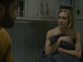 Кэти Сакхофф голая, Блю Хант секси – Другая жизнь s01e08 (2019) #11